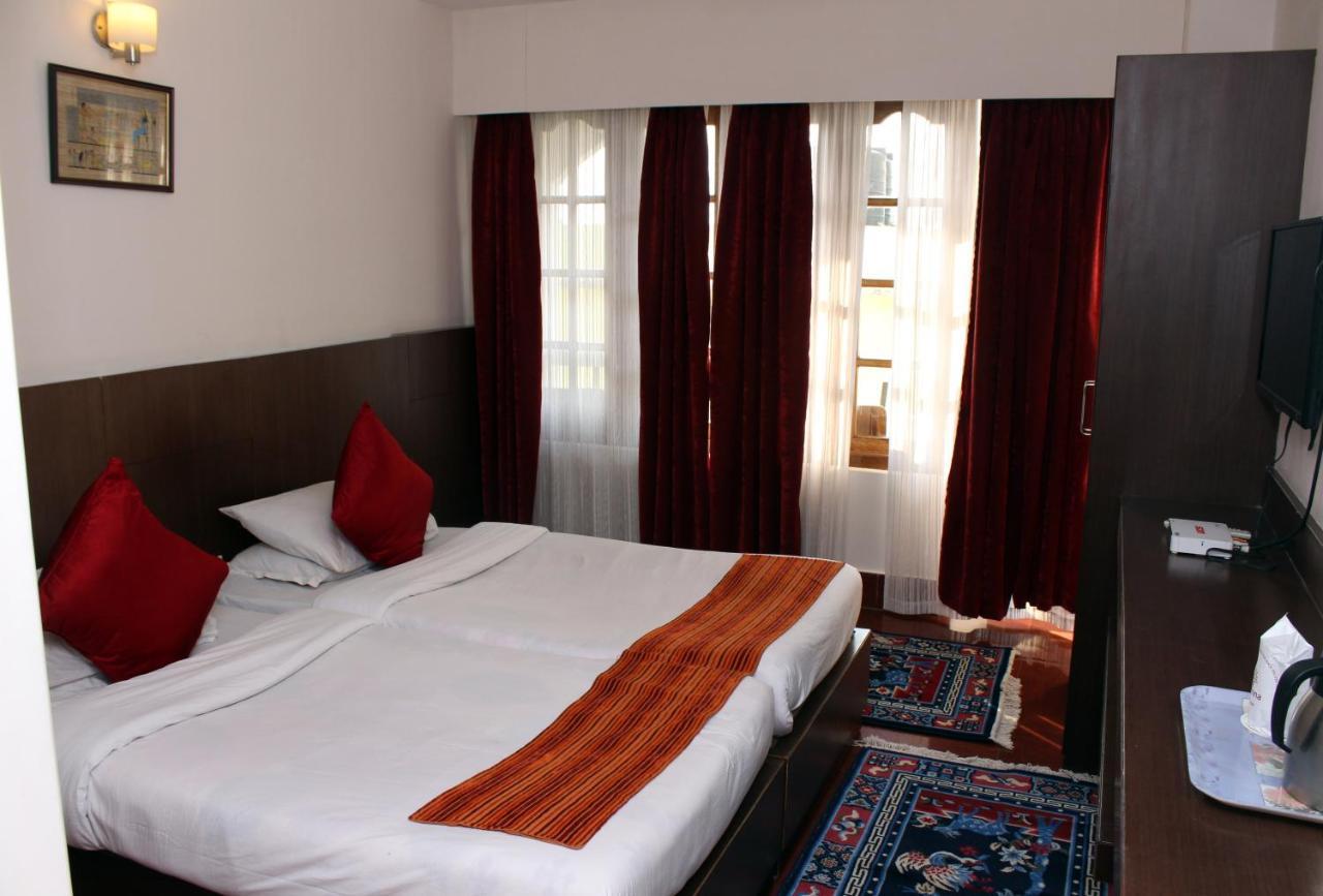 Hotel Tarayana Gangtok Buitenkant foto