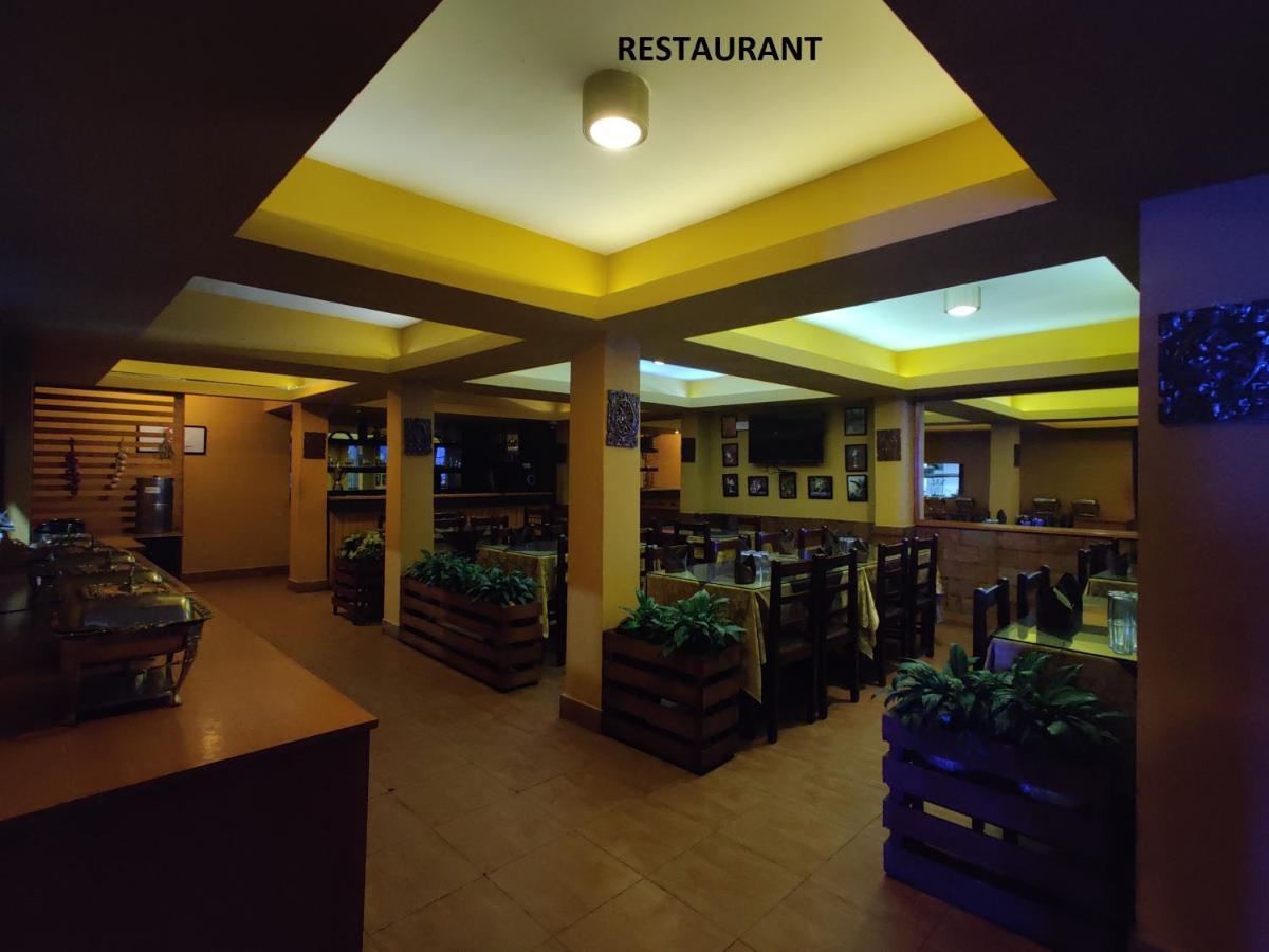 Hotel Tarayana Gangtok Buitenkant foto