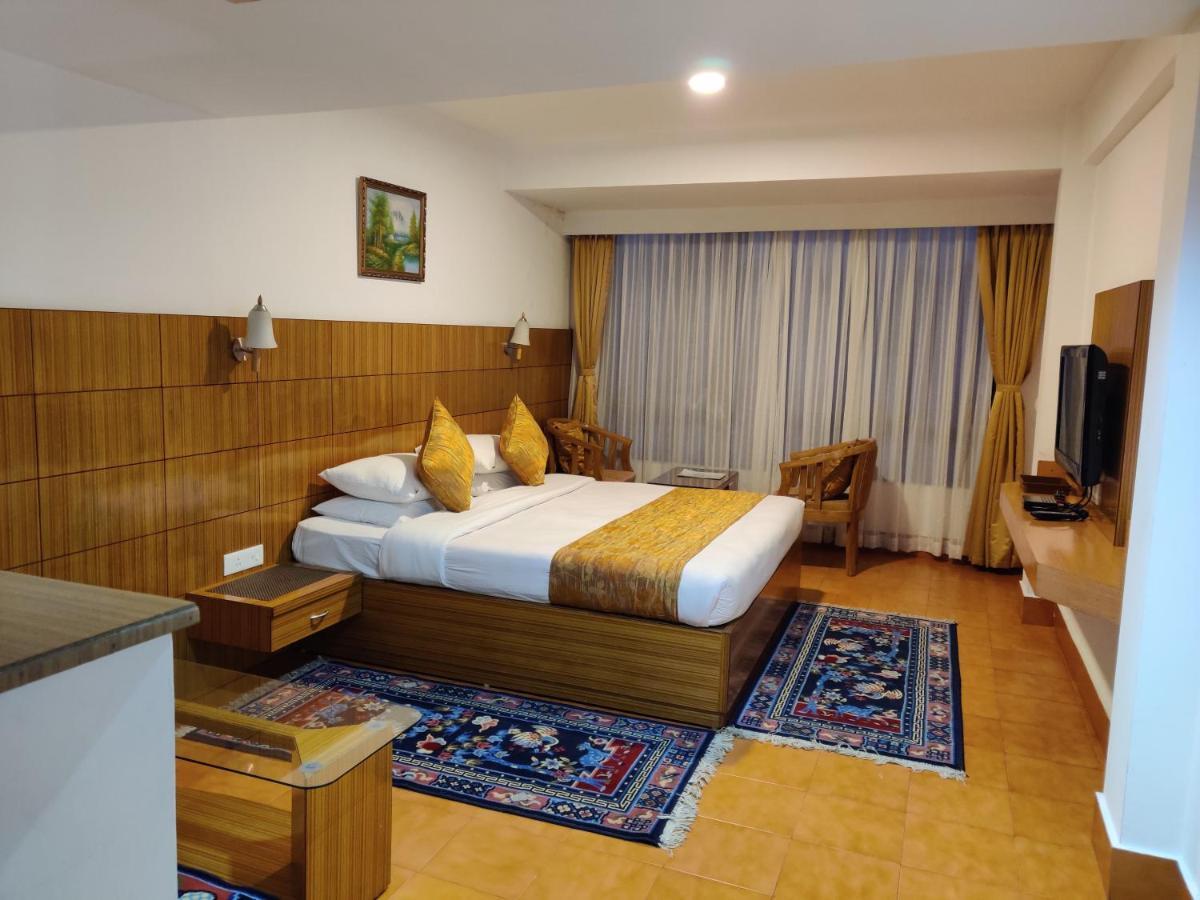 Hotel Tarayana Gangtok Buitenkant foto