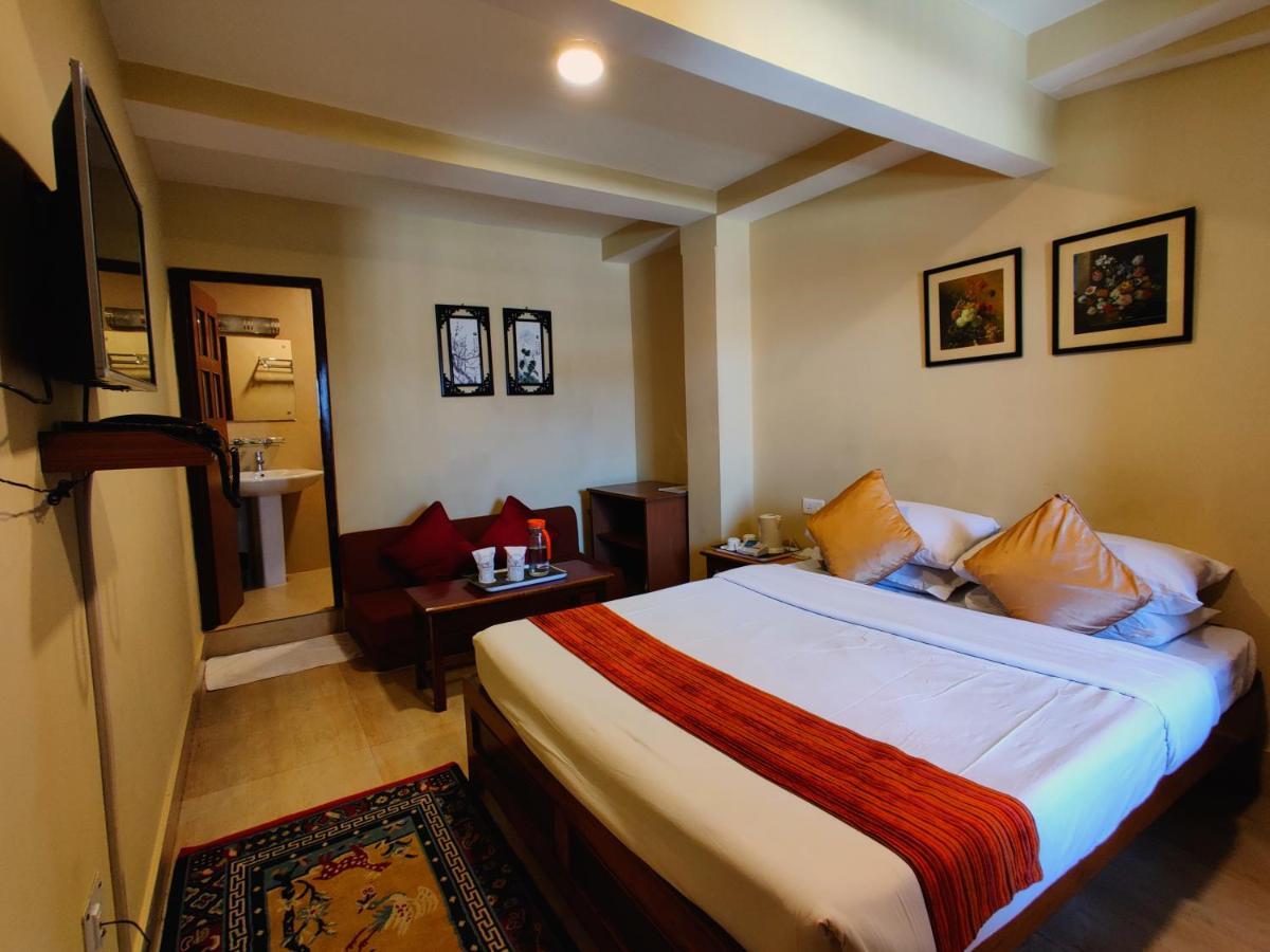 Hotel Tarayana Gangtok Buitenkant foto