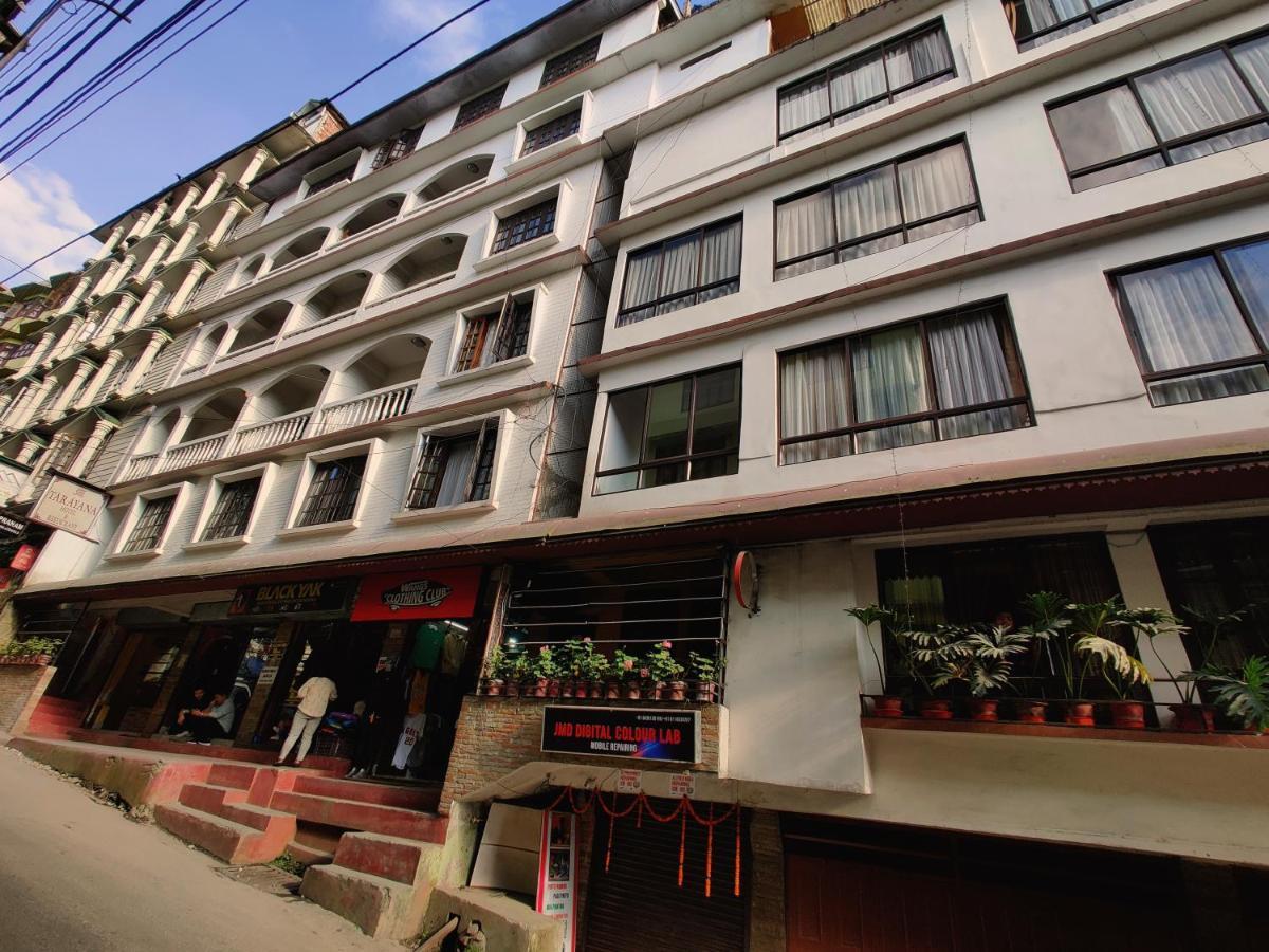 Hotel Tarayana Gangtok Buitenkant foto